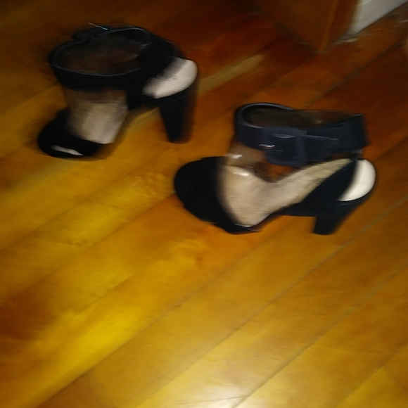 1940s Style Block Heels - Picture 7 of 7